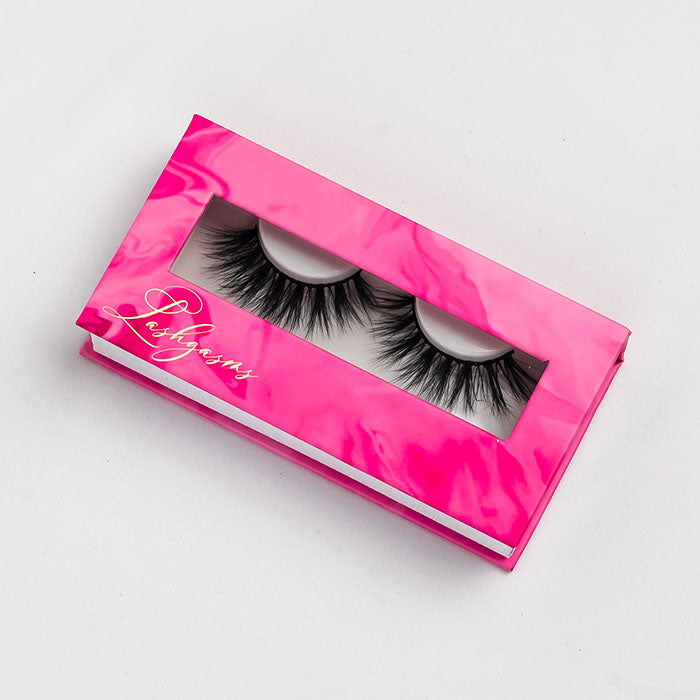 The Glam Spot mink lashes